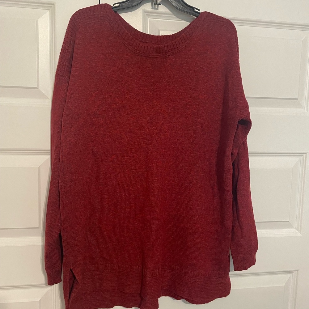 Women's old navy red Sweater